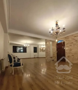 گیشا ۱۳۷ متر ۲ خواب رو به آفتاب
