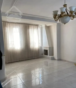 واحد ۱۳۴متری فول در خیابان بهار