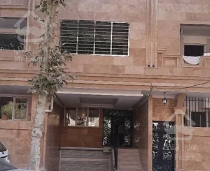 آپارتما ۱۳۶متری نوساز