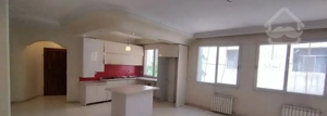 ۸۹ متر سالن پرده خور میدان ۶۹/ نارمک
