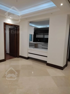 ۱۸۵متر با ۸۵متر حیاط اختصاصی . برج باغ فول مشاعات