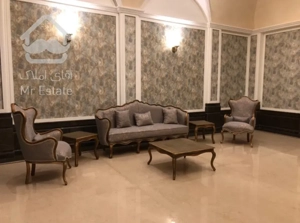 ۲۰۰ متر نیاوران دنج و مشجر