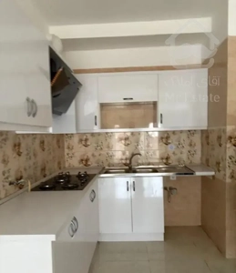 فروش ۹۰ متری خوش نقشه کریم آباد