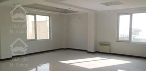 آپارتمان ۱۴۰ متری سه خوابه شیک