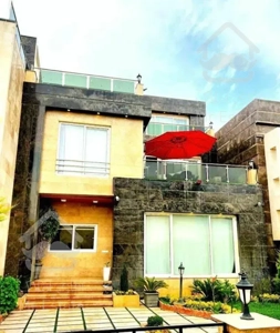 ویلا تریبلکس استخردار