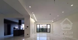 اجودانیه/۱۰۰متر/غرق در نور