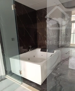 فروش آپارتمان ۲۰۰ متری تک واحدی در رضا شهر