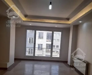 ۱۰۰ متر ،۲خواب ،فلکه اول صادقیه