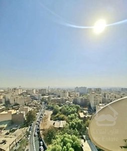 100متر2خ/آسانسورانباری بالکن/درحال بازسازی*باغ فیض