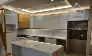 ۱۱۸ متر دو خواب ویو بدون مشرف خرازی چیتگر