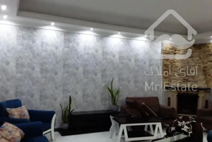 نصب کاغذ دیواری  با 15سال سابقه کاری