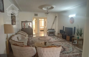 اجاره آپارتمان ۸۰ متری ۲ خوابه طبقه ۳