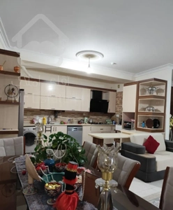 فروش آپارتمان ۱۱۷ متری ازادگان ۱/پارکینگ/سند