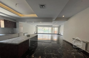 ۲۴۰متر آپارتمان زیبا در اوشان