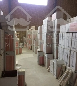 مرکز پخش کاغذ دیواری از درب انبار ( واقعی)