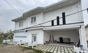 ویلا ۱۷۴متری همراه دو مغازه استخر سند در شهر فومن