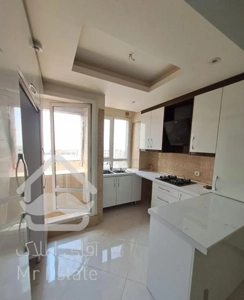 ۵۹ متر طبقه آخر فول امکانات ویو دار/شاهین شمالی