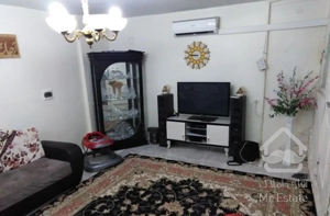 آپارتمان ۵۵ متری طبقه همکف نزدیک مترو