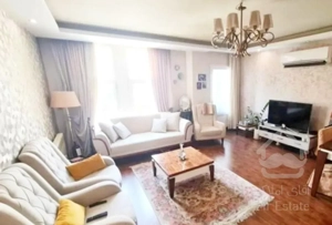 60 متر فول رو به نما سالن پرده خور / شهرک آزادی