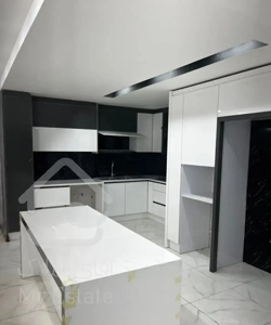 آپارتمان۱۲۱متری/تک واحد/صفر مشتاق خیابان بازارچه