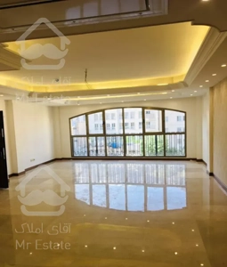 ۱۳۰ متر ۳ خواب نیاوران کلید نخورده