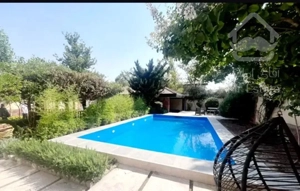 فروش 260 متری ویلایی / ۱ از ۲ /فاز اصلی شهرک غرب