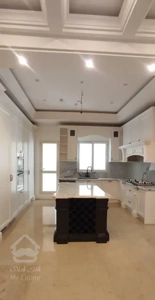 نیاوران ۲۵۰ متر کلید نخورده ۳ خواب مستر