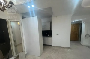 ۶۵ متر/۲ خوابه/فول امکانات/نورگیر بدون مشرف