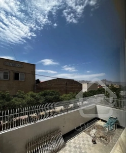 واحد صفر/با اسانسور