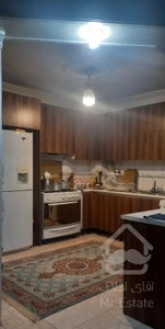 دوخوابه ۱۰۰متری همکف حیاط دار نزدیک پروین