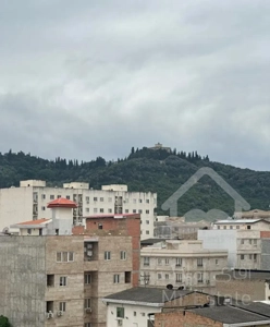 فروش واحد ۱۴۰متر/نوساز/خ گلستان