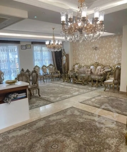 ۱۶۰متر شمال کاخ نیاوران تک واحدی