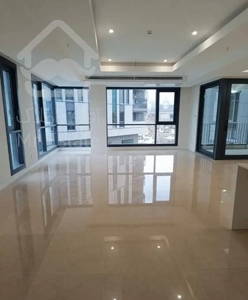 سعادت آباد 90 متر/2 خواب /تحویل سه ماهه