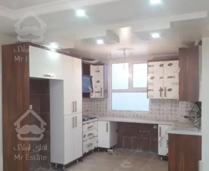 ۸۰ متر ۲ خواب نوساز طبقه۴