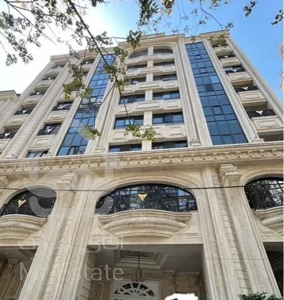 نیاوران۳۰۱متر۴خواب مستر(فروش بعلت مهاجرت)