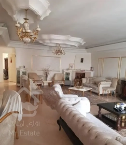 نیاوران شمال کاخ ۱۵۵ متر سه خواب
