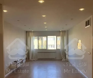 آپارتمان ۳ خوابه ۱۱۲ متری بازسازی شده در سپاهانشهر