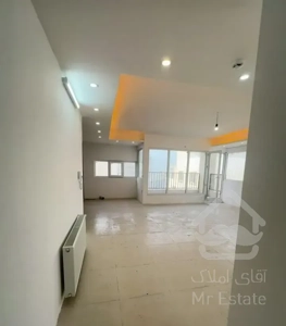 فروش آپارتمان ۱۲۰ متری لب دریا