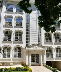 آپارتمان ۹۹متر غرق در نور