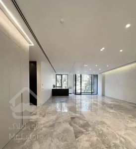 ۱۴۰متری کلیدنخورده بنفشه طبقه۳ شهرک راه آهن لوکس