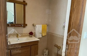 آپارتمان ۱۳۶متری آجودانیه