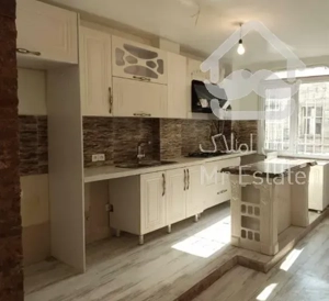 ۴۲ متر     تک خواب   ۱۷ ساله     قصرولدشت