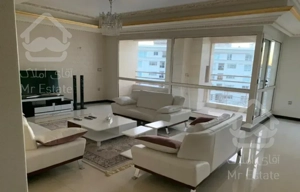 ۲۰۸متری باغ‌فردوس/غرق در نور/پلان