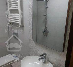 پاسداران ۸۰متر ۲خوابه با ۲پارکینگ