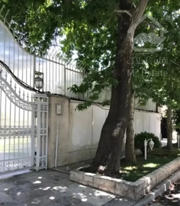 ۶۴۰ متر ویلایی / بلوار آینه خانه / هفت دست شرقی