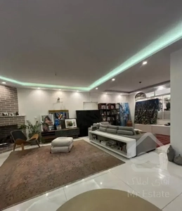 ۲۲۰ متر تکواحدی ۳خواب
