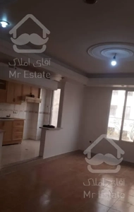 آپارتمان تک واحدی، ١٠٢ متر، دو خوابه