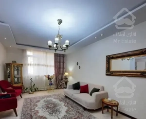 108متر . 2خواب . سالن پرده خور