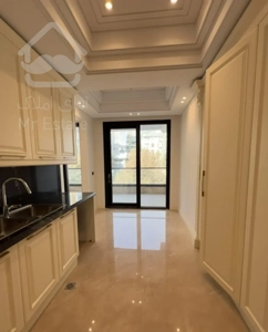 فرشته - ۲۰۰متر (پاگرد مجزا)