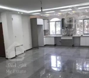 ٩٠ متر فول باز سازی شده، ٢ کله نور